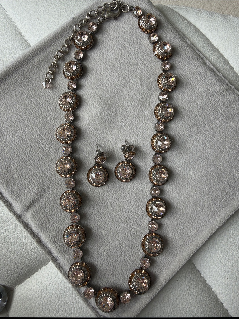 Sorrelli Champagne Crystal Halo Necklace and Earrings set in Antique Silver